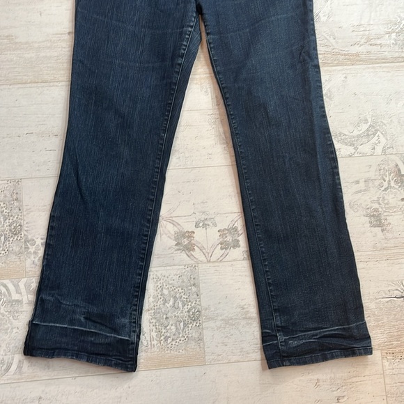 NYDJ Dark Wash Straight Leg Jeans Size 16 - Picture 3 of 10